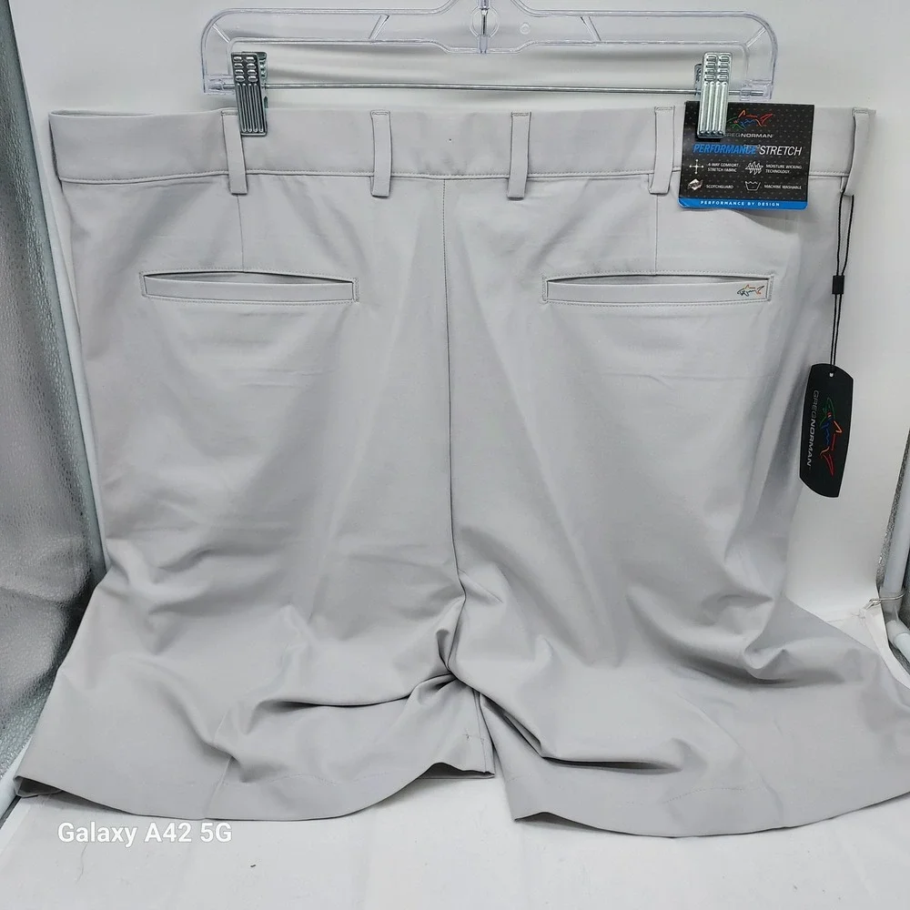 Greg Norman Mens Performance Stretch Golf Shorts‎ Grey G7XXH677 Size 40 NWT